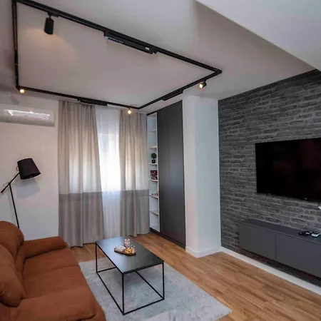 Apartament Grey *